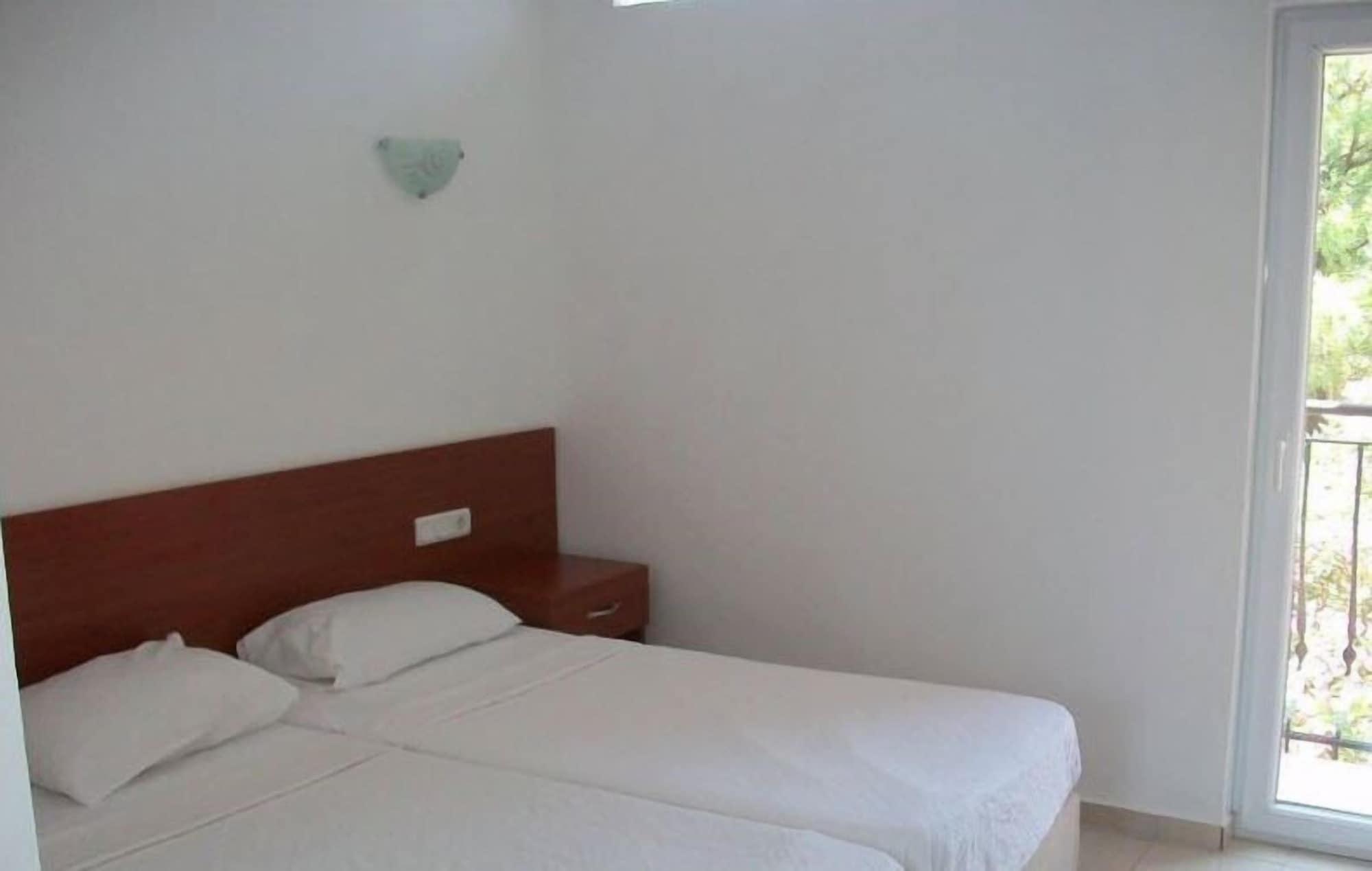 Kriss Otel Ortakent Εξωτερικό φωτογραφία