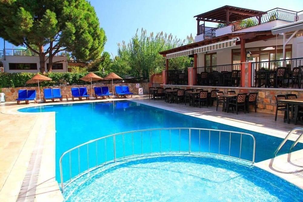 Kriss Otel Ortakent Εξωτερικό φωτογραφία