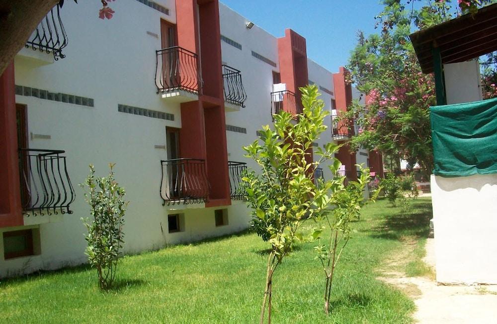 Kriss Otel Ortakent Εξωτερικό φωτογραφία