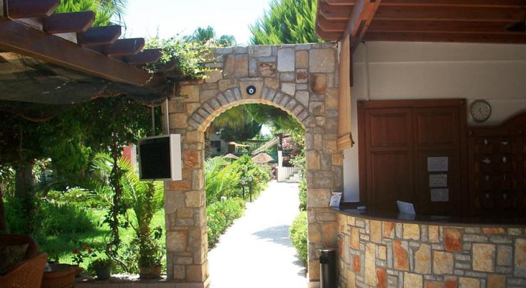 Kriss Otel Ortakent Εξωτερικό φωτογραφία