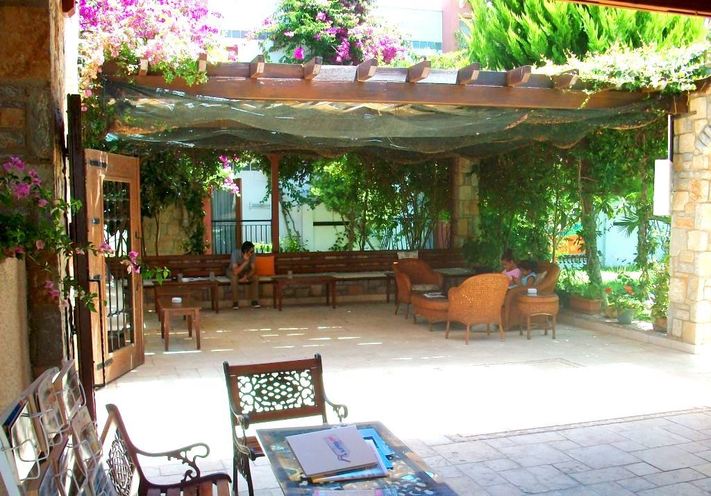 Kriss Otel Ortakent Εξωτερικό φωτογραφία