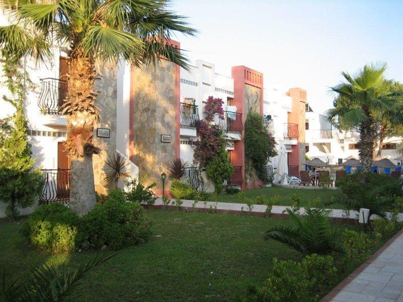 Kriss Otel Ortakent Εξωτερικό φωτογραφία