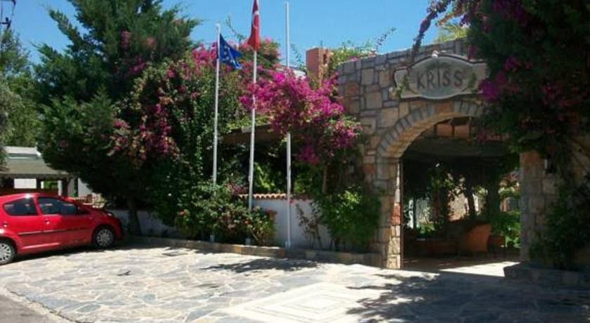 Kriss Otel Ortakent Εξωτερικό φωτογραφία