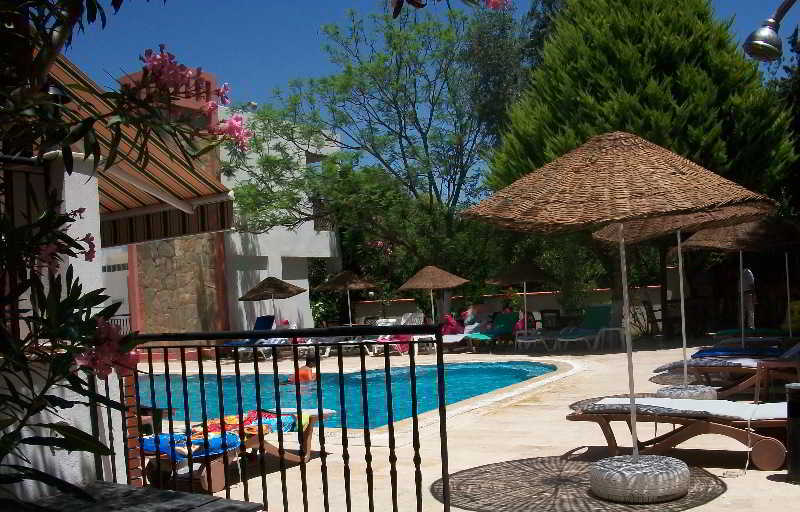 Kriss Otel Ortakent Εξωτερικό φωτογραφία