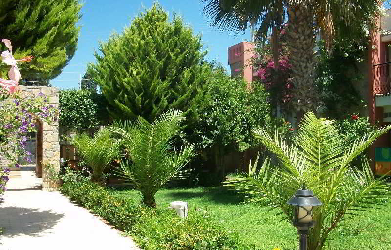 Kriss Otel Ortakent Εξωτερικό φωτογραφία