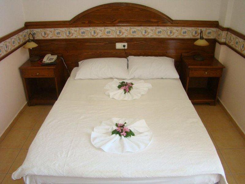 Kriss Otel Ortakent Εξωτερικό φωτογραφία