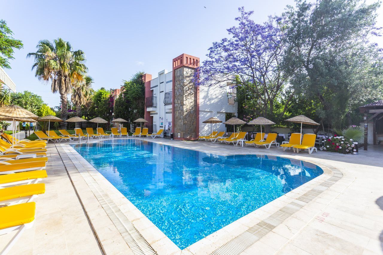 Kriss Otel Ortakent Εξωτερικό φωτογραφία